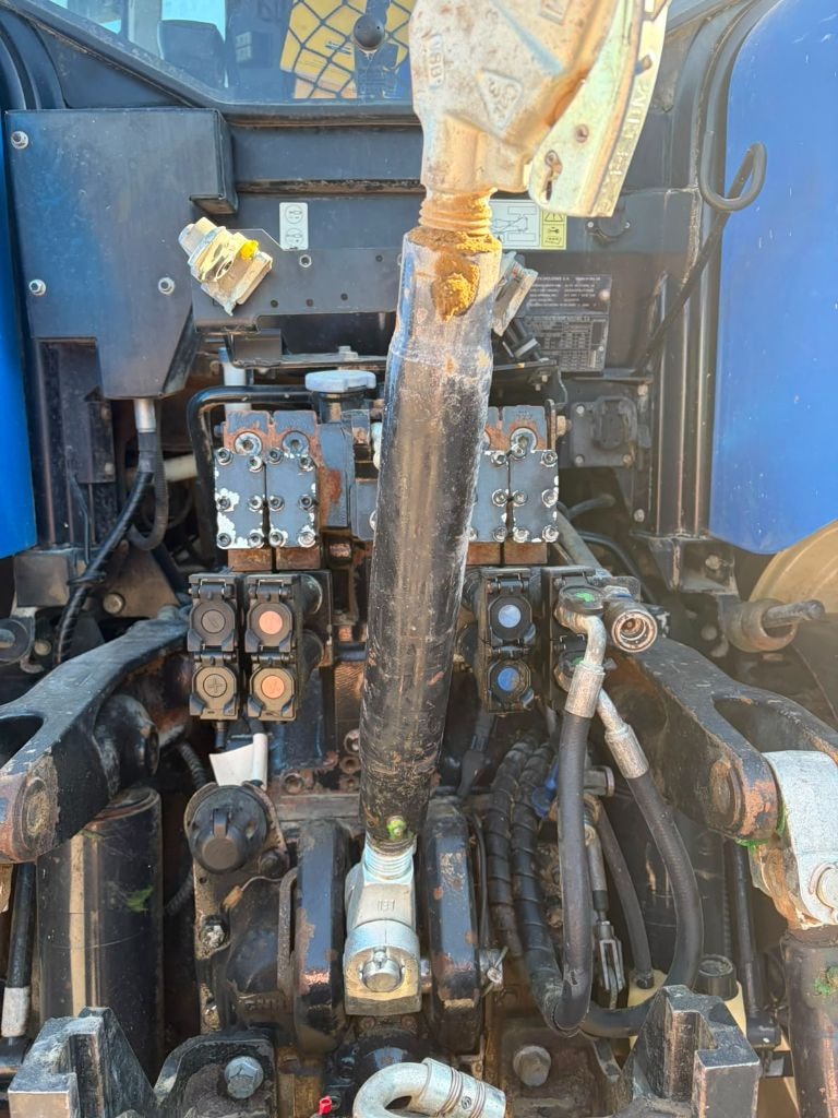 Tracteur NEW HOLLAND T7.245 AC  N°14 CHEVAL - photo slide 7
