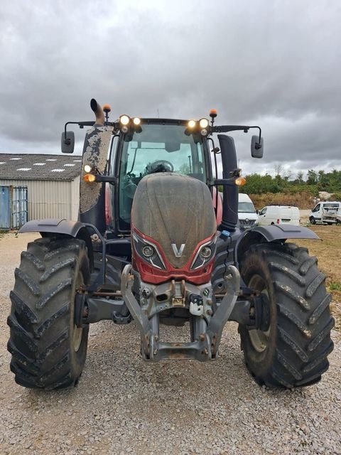 Tracteur VALTRA T144  ACTIVE - photo slide 2