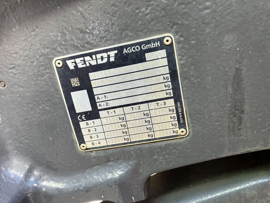 Tracteur FENDT 724 VARIO PROFI + - photo slide 8