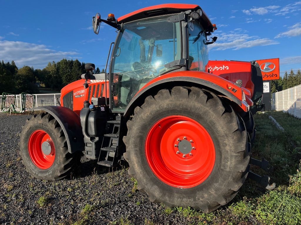 Tracteur KUBOTA M7131 K ACCESS - photo slide 4