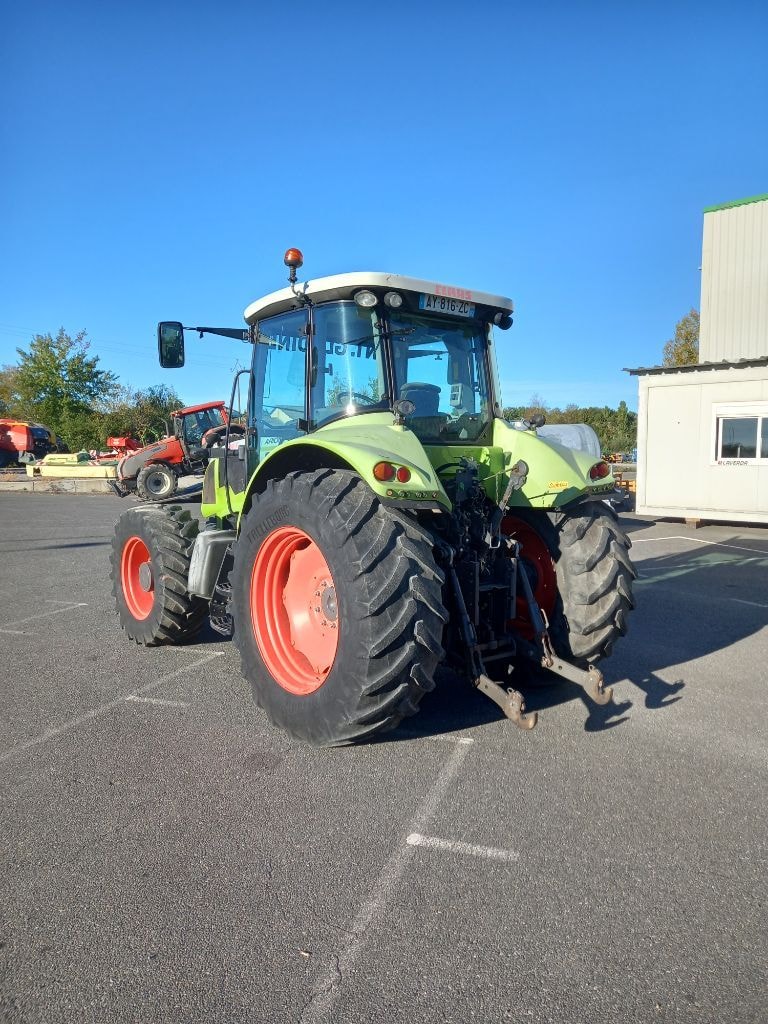 Tracteur CLAAS ARION 640 - photo slide 4