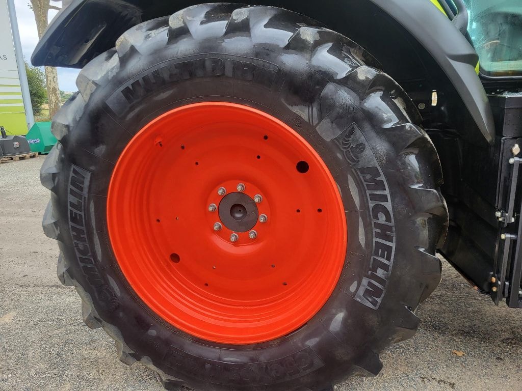 Tracteur CLAAS AXION 800 - photo slide 7