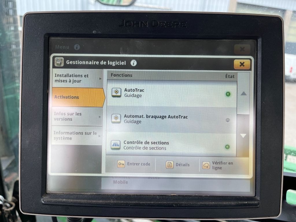 Pulverisateur automoteur JOHN DEERE R4040i - photo slide 13