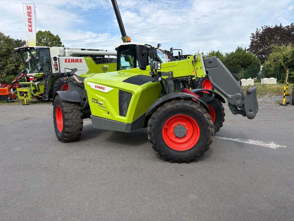 Telescopique CLAAS 741 - photo slide 1