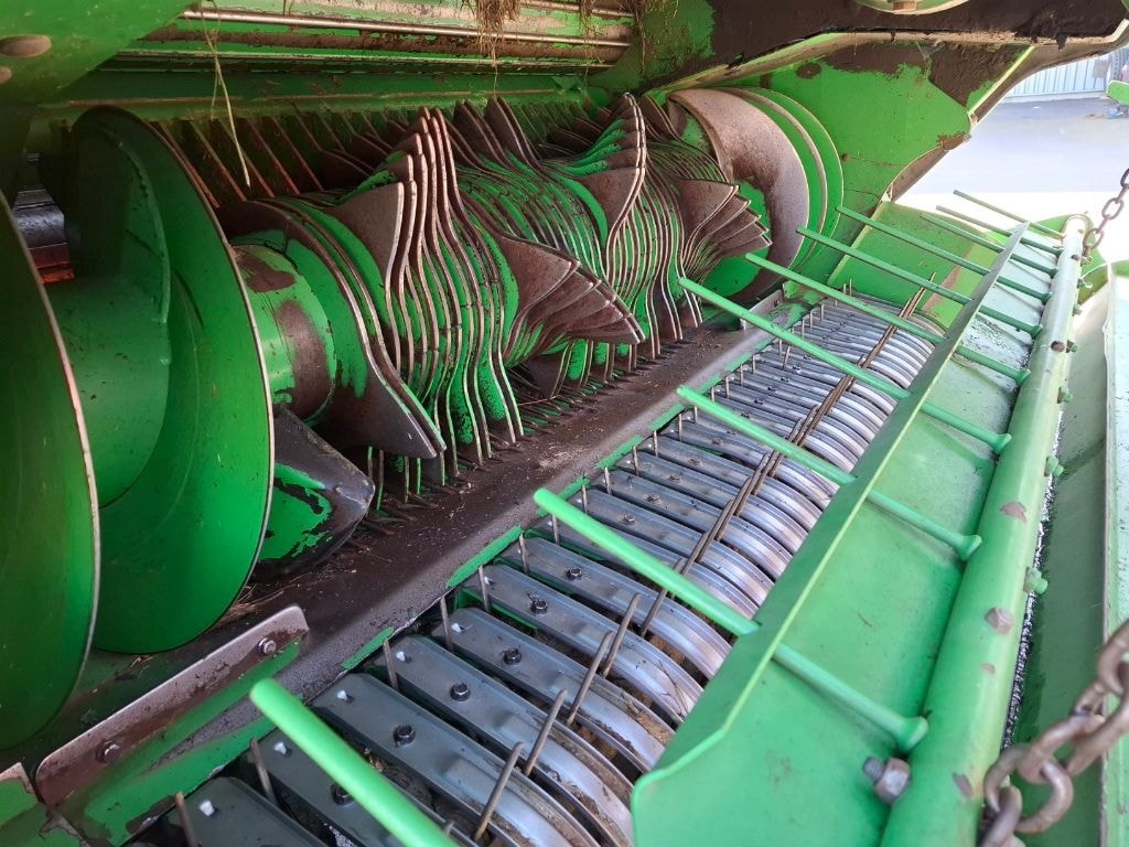 Presse enrubanneuse JOHN DEERE C441R - photo slide 7