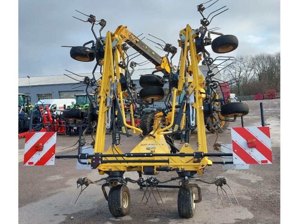 Faneuse NEW HOLLAND Proted 880 - photo slide 7