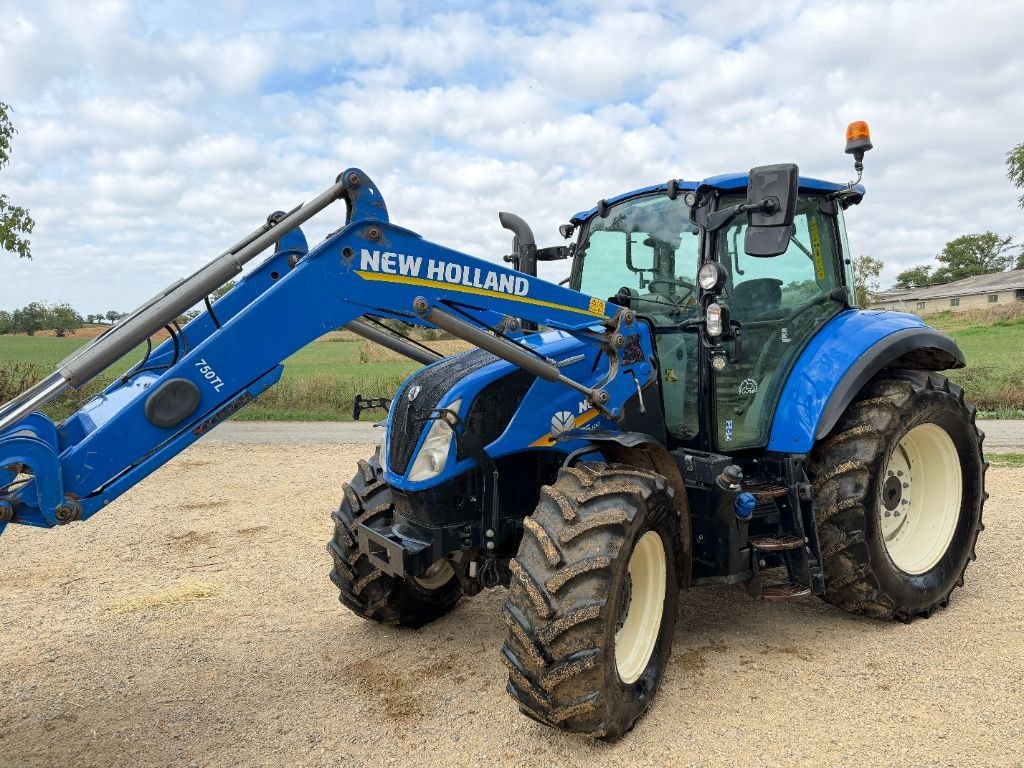 Tracteur chargeur NEW HOLLAND T5.100 - photo slide 3