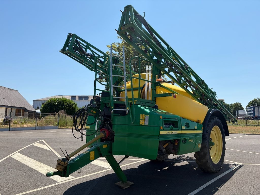 Pulverisateur JOHN DEERE R962i - photo slide 9
