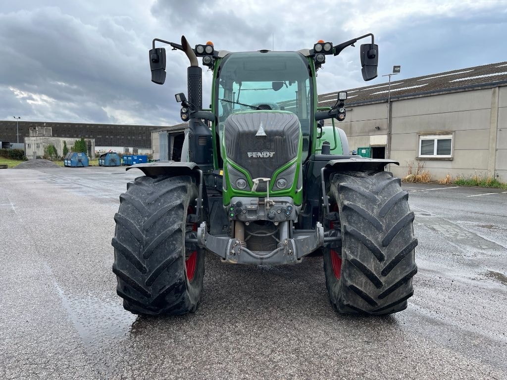 Tracteur FENDT 722 S4 POWER + - photo slide 10