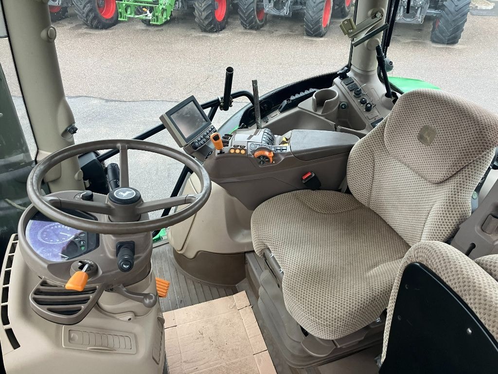 Tracteur JOHN DEERE 6195R - photo slide 4