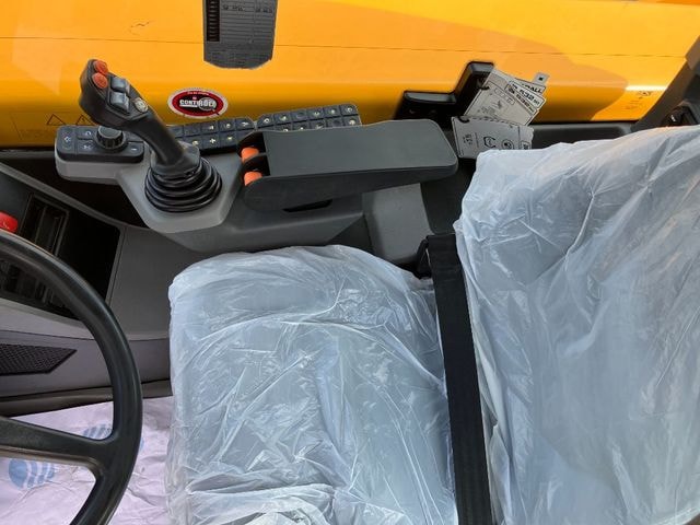 Telescopique JCB Agri 532.60 - photo slide 13
