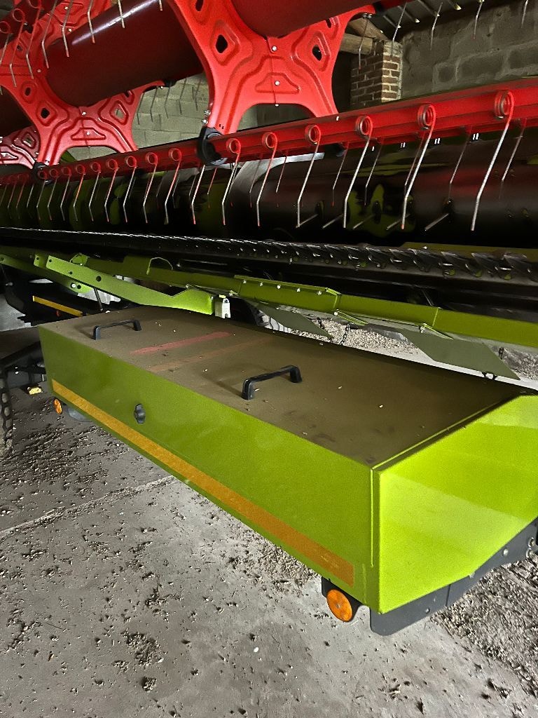 Moissonneuse CLAAS lexion 7600 - photo slide 34