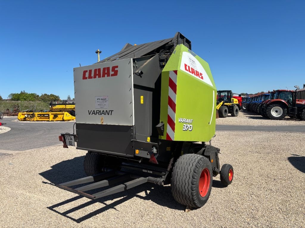 Presse balles rondes CLAAS Variant 370 - photo slide 6
