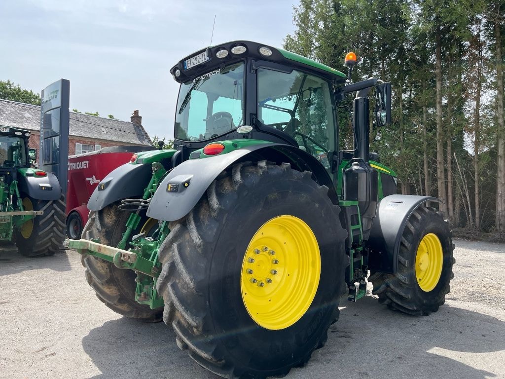 Tracteur JOHN DEERE 6250R - photo slide 7