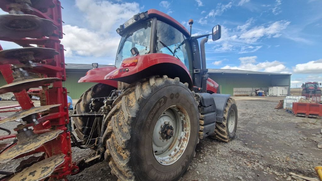 Tracteur CASE IH MAGNUM 260 - photo slide 10