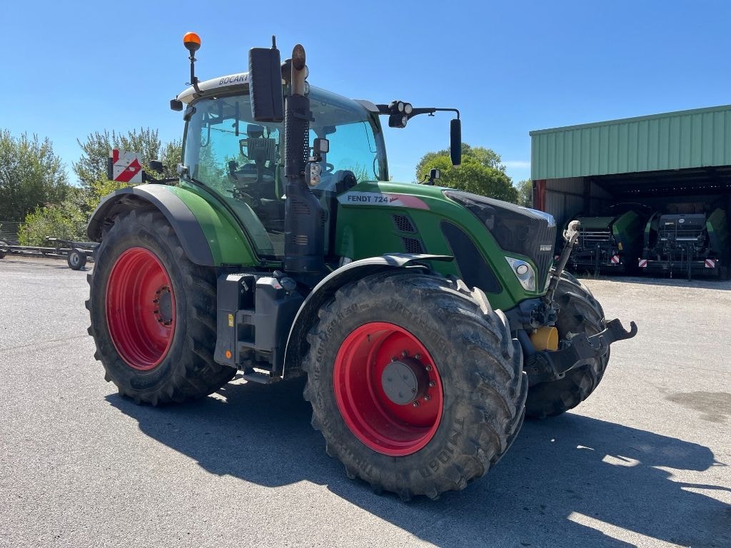 Tracteur FENDT 724 VARIO PROFI + - photo slide 5