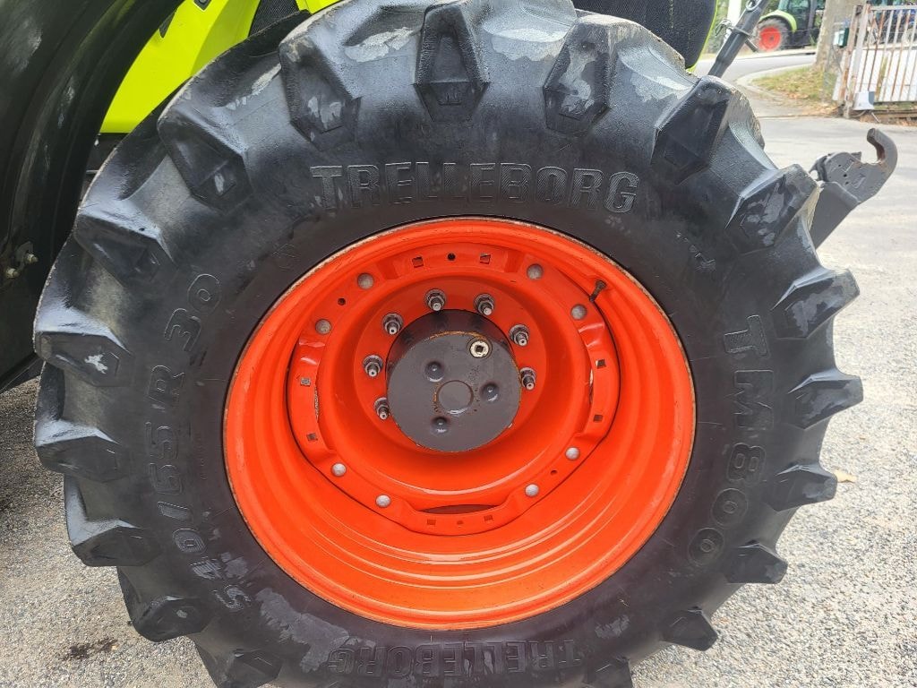 Tracteur CLAAS AXION 800 - photo slide 6