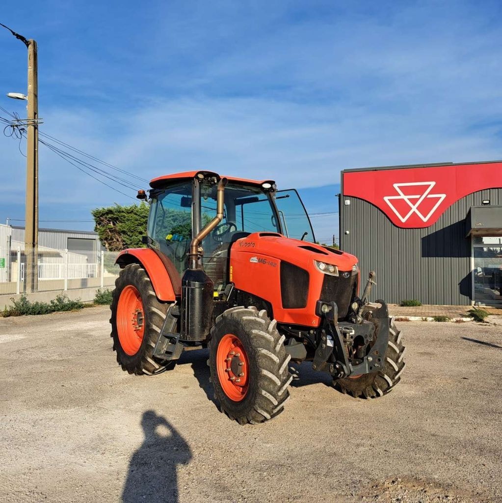 Tracteur KUBOTA M6-142 - photo slide 4
