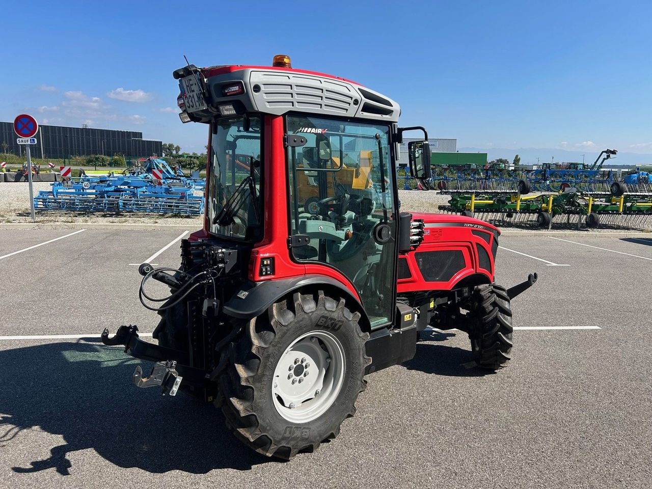 Tracteur etroit CARRARO TONY 8700 V - photo slide 4