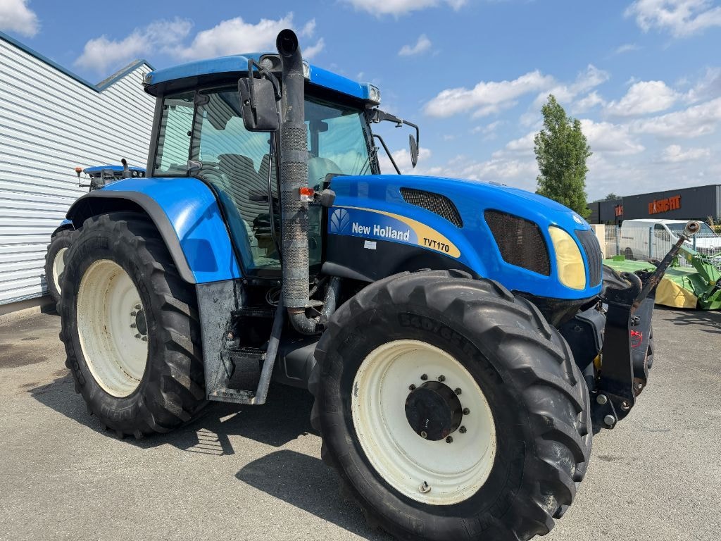 Tracteur NEW HOLLAND TVT170 - photo slide 3