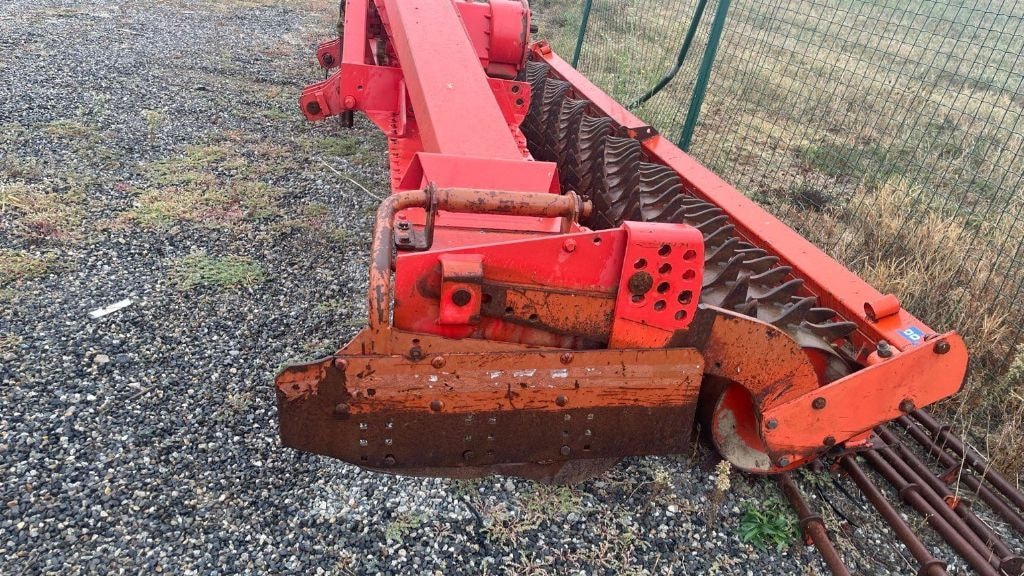 Herse rotative KUHN HRB402D - photo slide 2