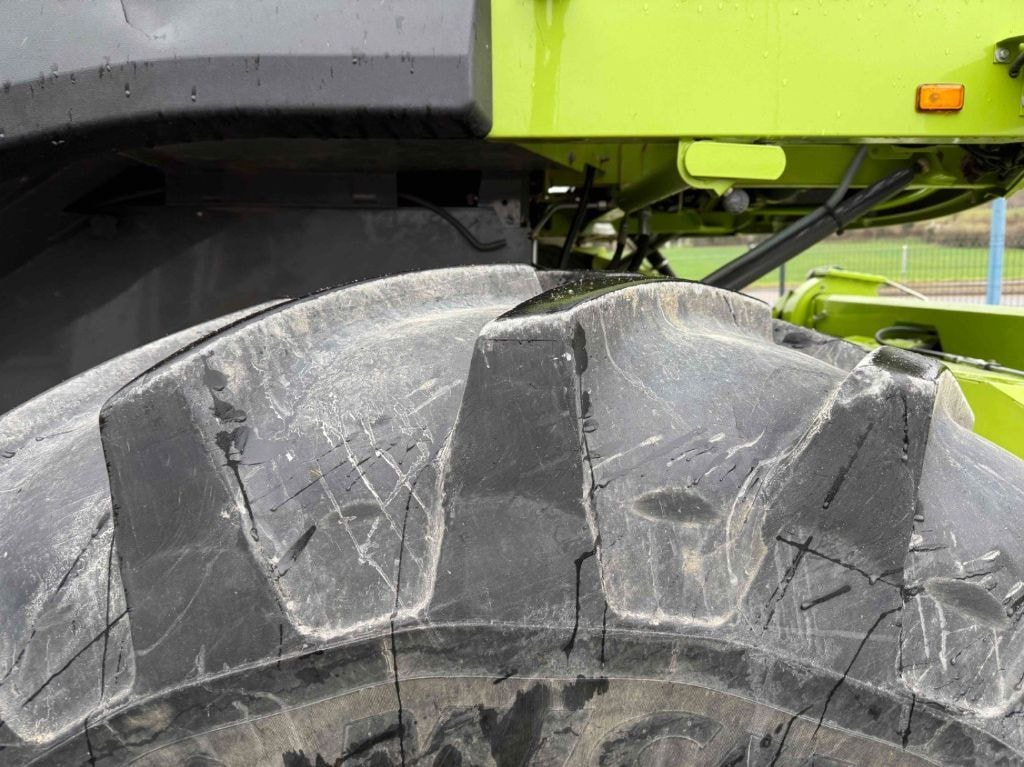 Moissonneuse CLAAS LEXION 670 MONTANA - - photo slide 22
