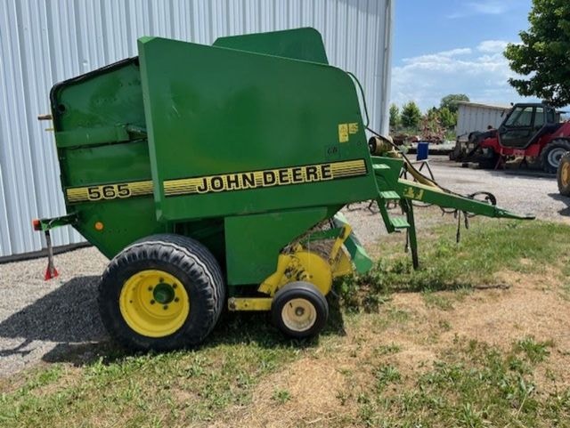 Presse balles rondes JOHN DEERE DEERE 565 - photo slide 2