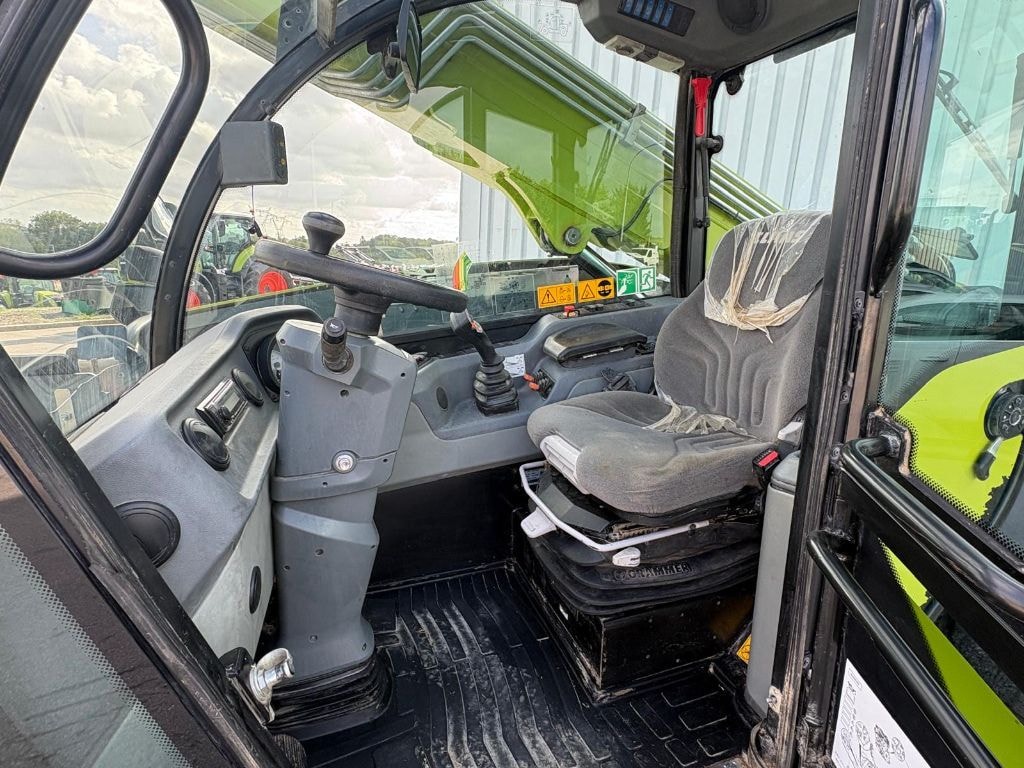 Telescopique CLAAS SCORPION 741 VARIPOWER - photo slide 9