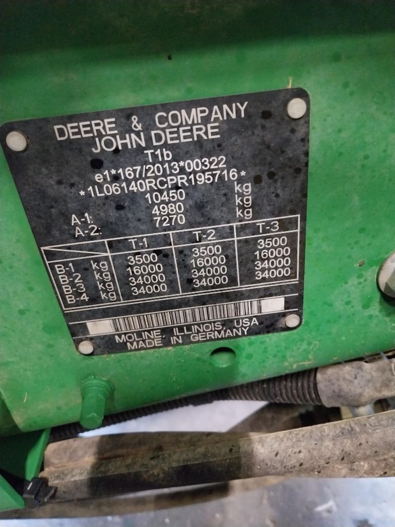 Tracteur chargeur JOHN DEERE 6R 140 - photo slide 22