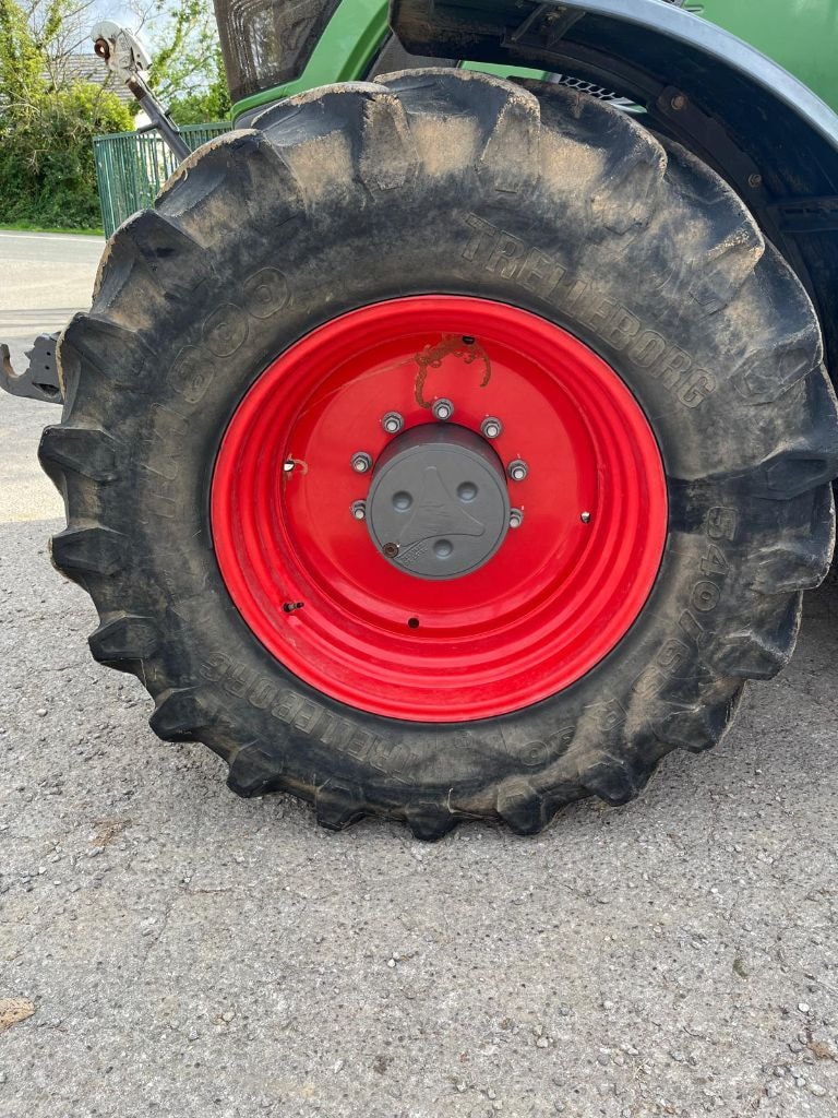 Tracteur FENDT 724 VARIO POWER - photo slide 12
