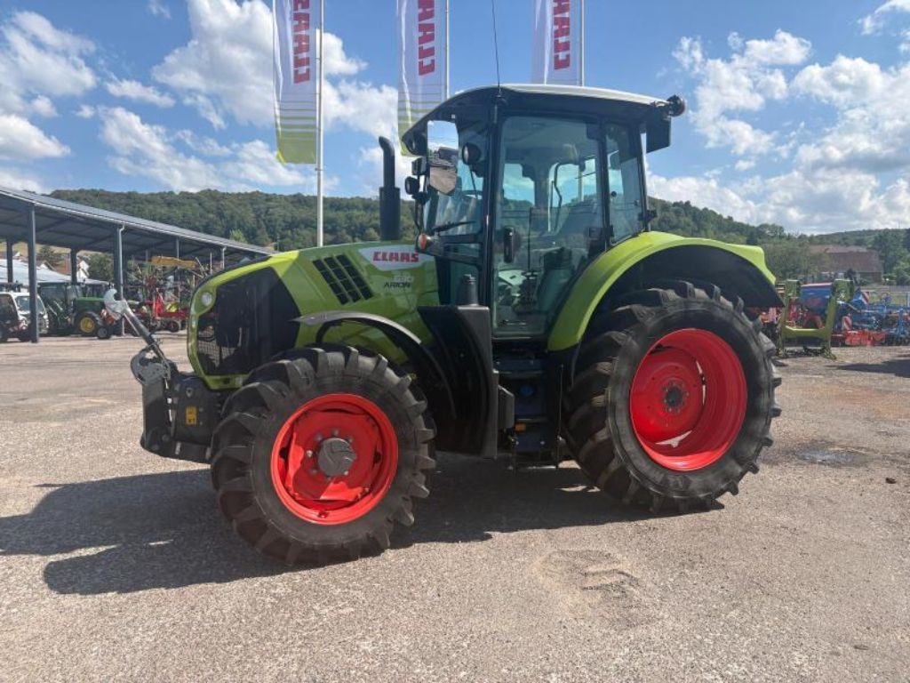 Tracteur CLAAS ARION 530 - photo slide 1