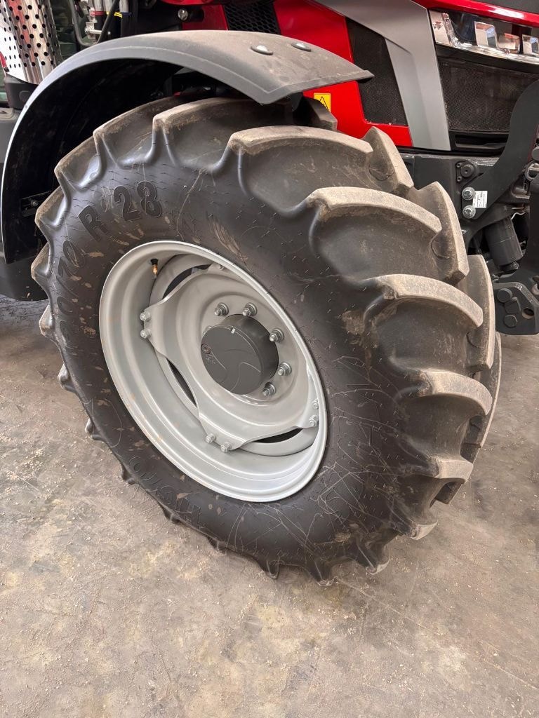Tracteur MASSEY FERGUSON 5S.145 - photo slide 14