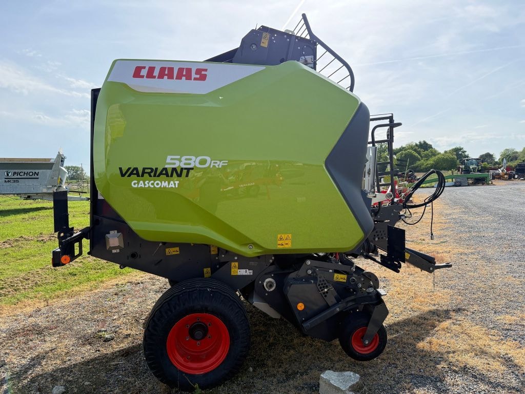 Presse balles rondes CLAAS VARIANT 580 RF - photo slide 5