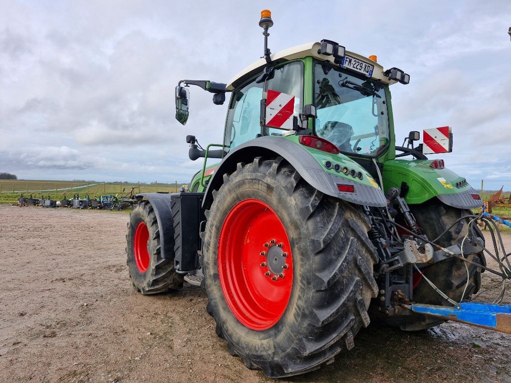 Tracteur FENDT 718 VARIO POWER - photo slide 3