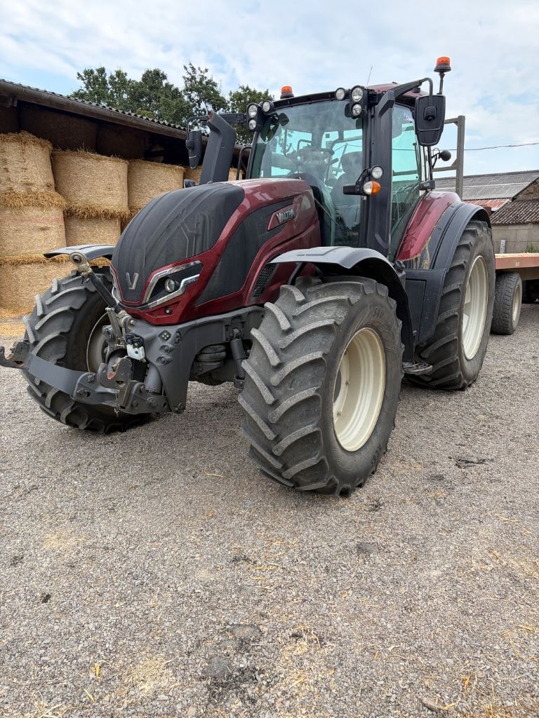 Tracteur VALTRA T175eA - photo slide 15