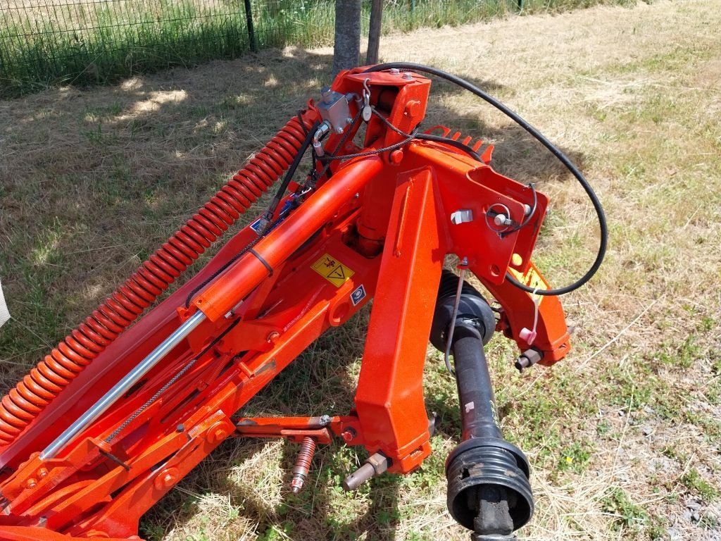 Faucheuse KUHN GMD 310-FF - photo slide 12