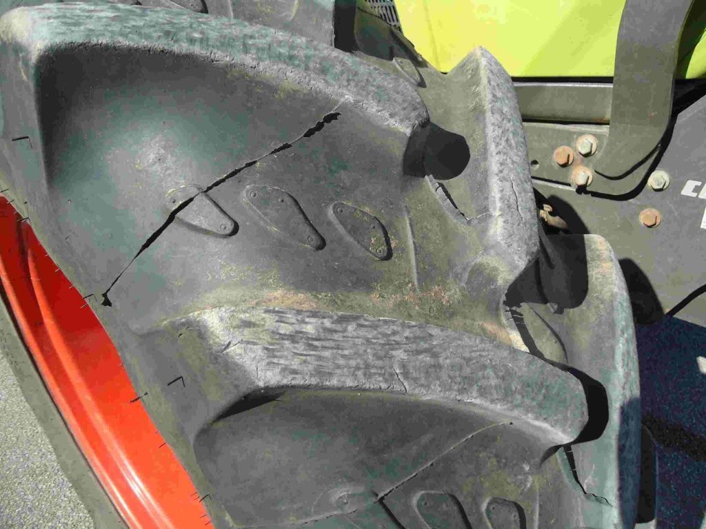 Tracteur CLAAS ARION 420 CIS - photo slide 13
