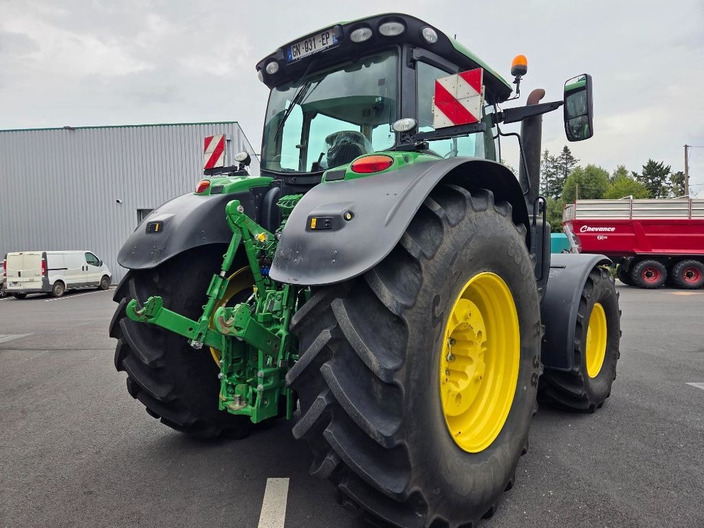 Tracteur JOHN DEERE 6r215 - photo slide 11