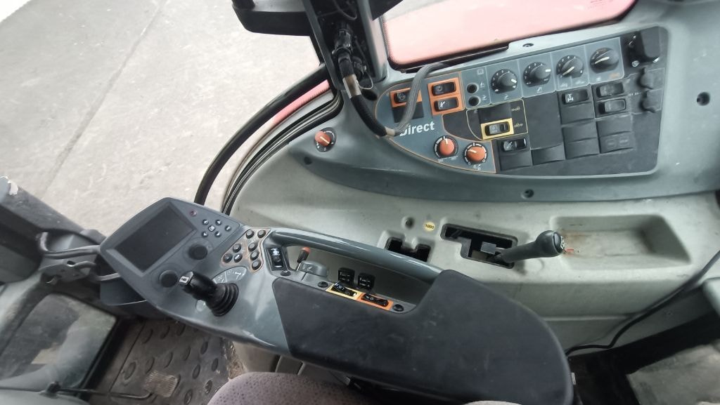 Tracteur VALTRA N163D - photo slide 10