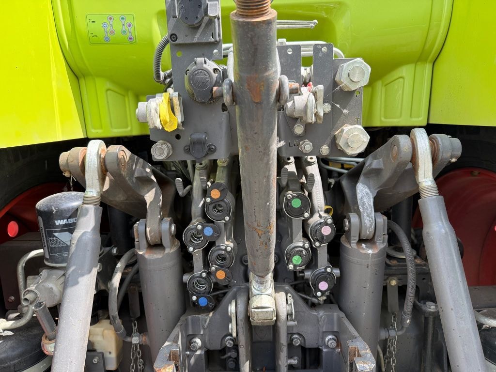 Tracteur CLAAS ARION 630 SUR MESURE - photo slide 10