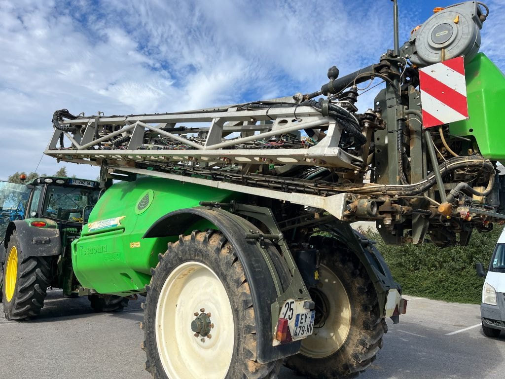 Pulverisateur TECNOMA TECNIS 4500 - photo slide 22