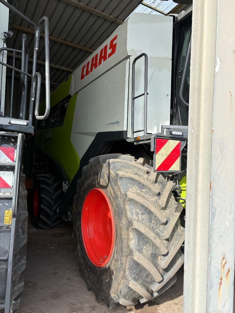 Moissonneuse CLAAS LEXION 750 - photo slide 30
