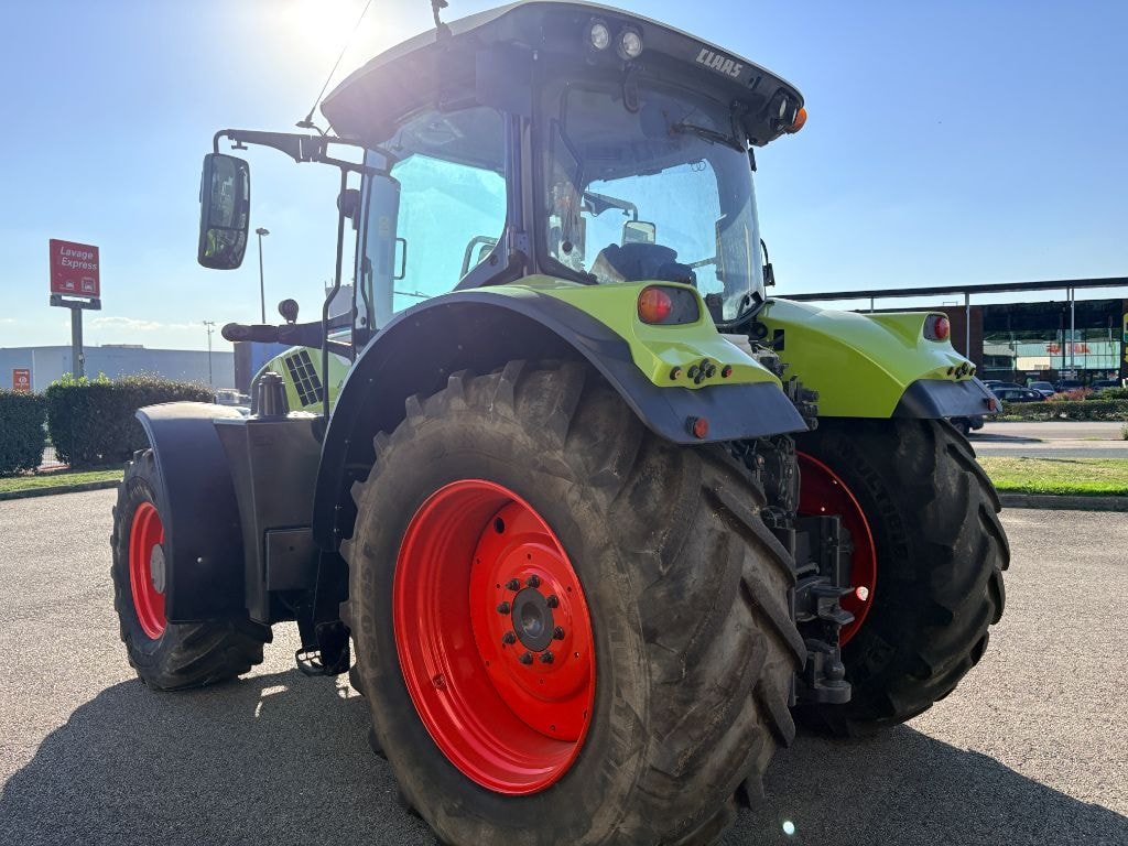 Tracteur CLAAS ARION 660 CMATIC CIS+ - photo slide 5