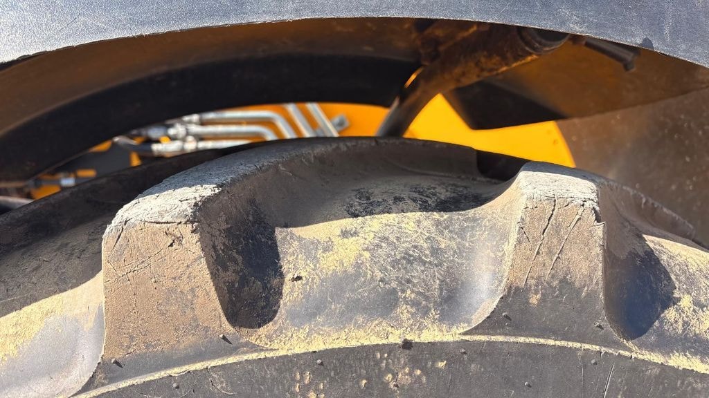 Telescopique JCB 538.60 - photo slide 16