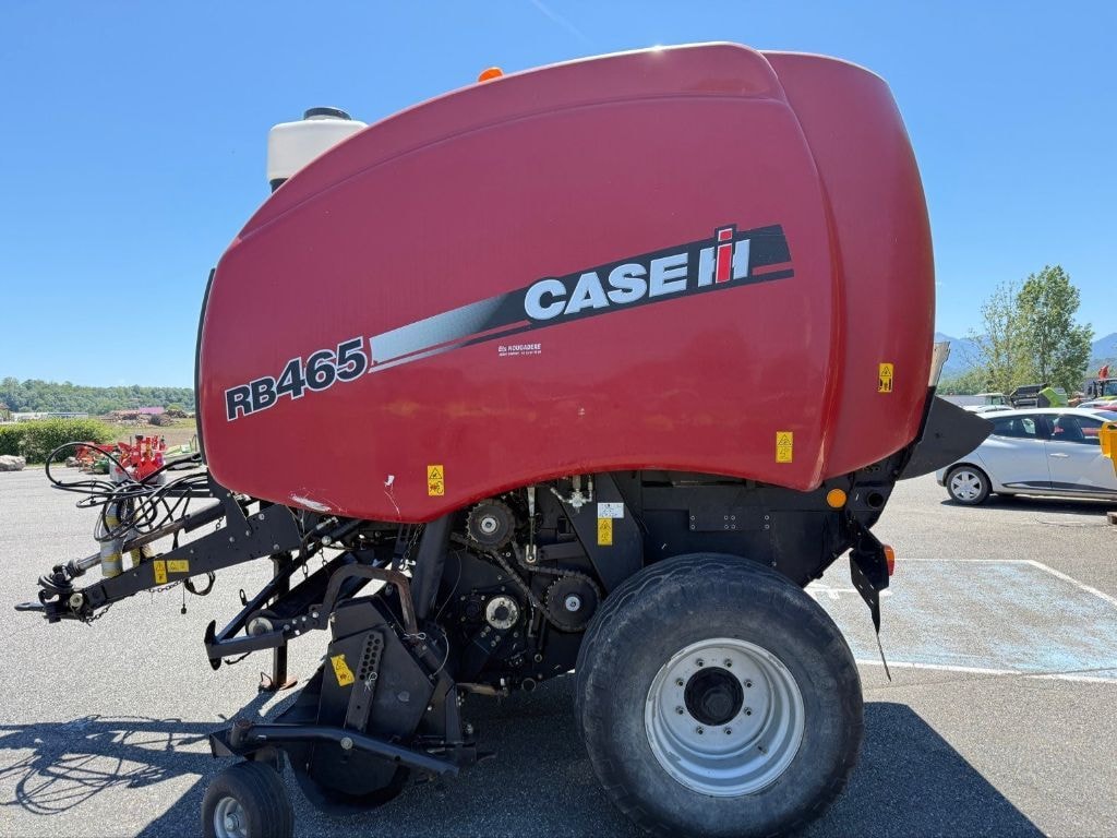 Presse balles rondes CASE IH RB 465 RC - photo slide 3