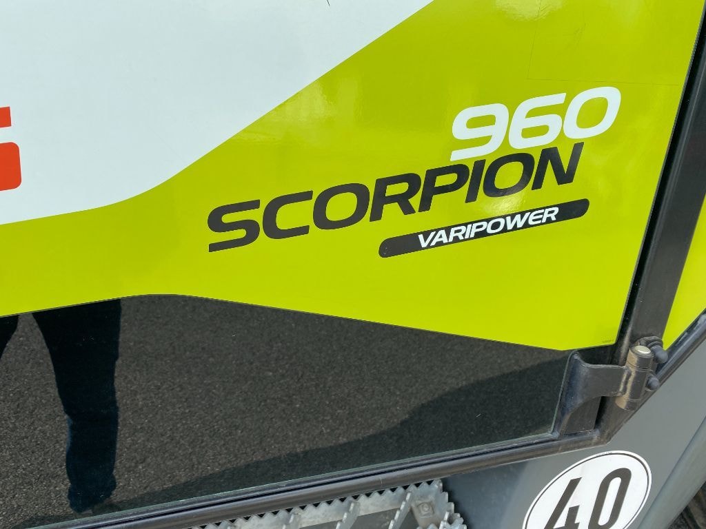 Telescopique CLAAS SCORPION 960 - photo slide 13