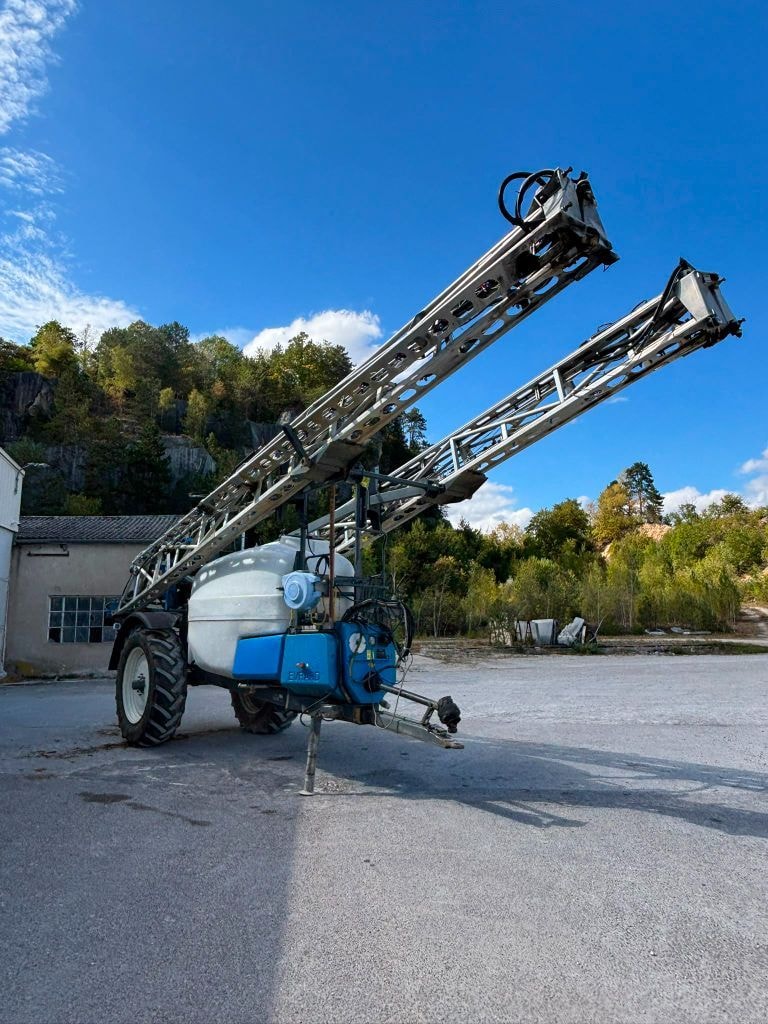 Pulverisateur EVRARD METEOR 4100  - photo slide 2