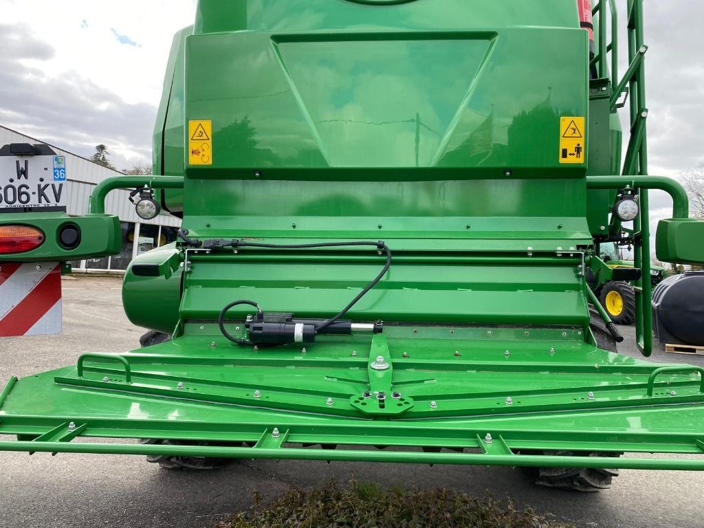 Moissonneuse JOHN DEERE T 560 HM - photo slide 23
