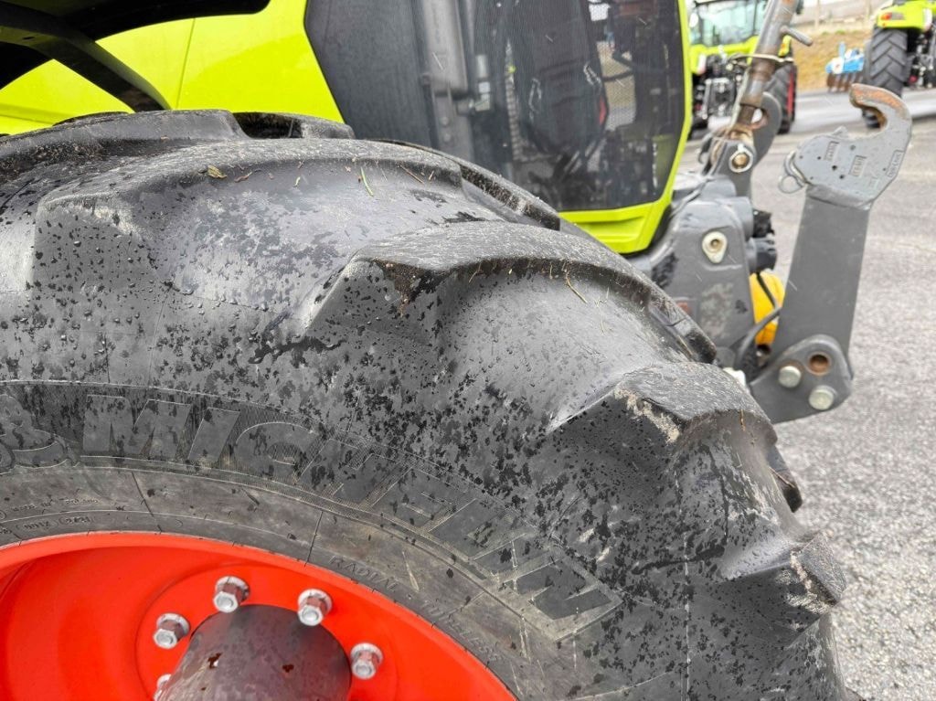 Tracteur CLAAS ARION 630 HEXASHIFT - - photo slide 13