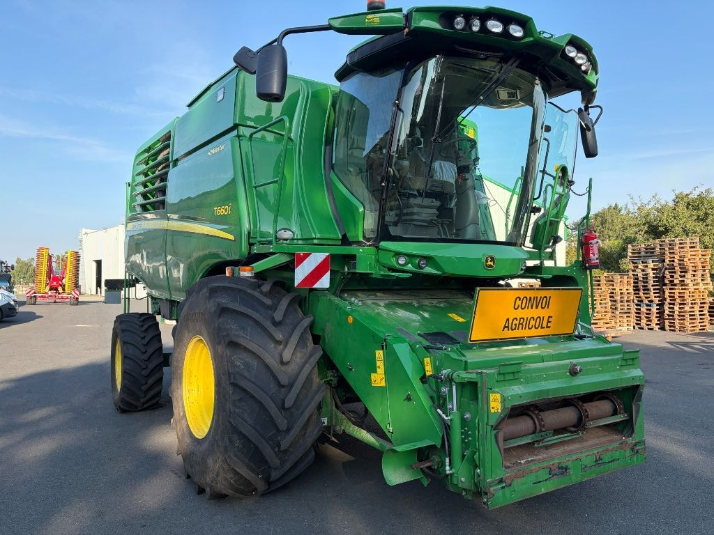 Moissonneuse JOHN DEERE T660 HM - photo slide 5